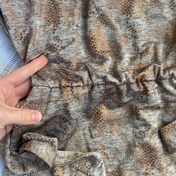 White House Black Market NWT snake skin print mini dress. - Picture 10 of 13